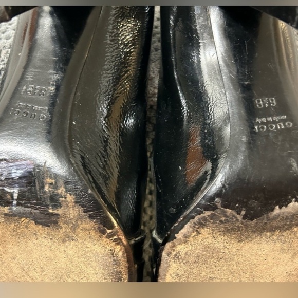 Gucci Black Patent Leather Heels - Picture 10 of 13